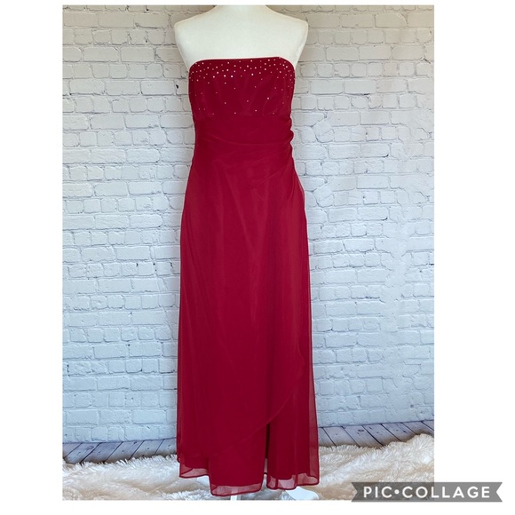Red Formal Strapless Gown - Picture 2 of 10